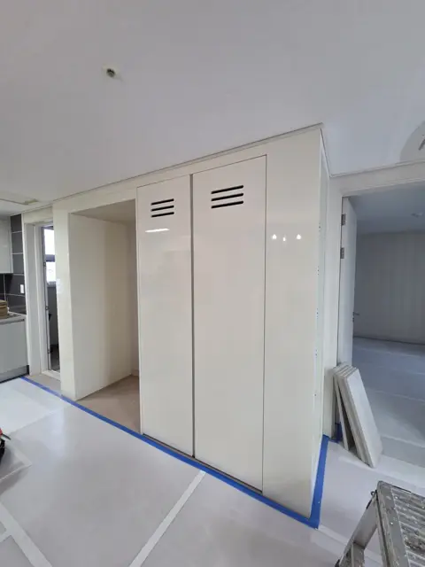 환기 슬릿 냉장고장 설치 시공 이후